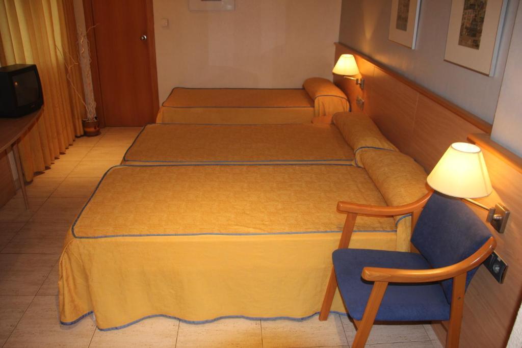 Hotel Marbella Benidorm Quarto foto